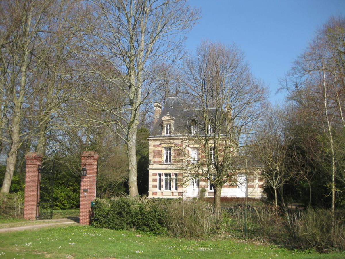 Chateau De Launay Méry-Corbon エクステリア 写真