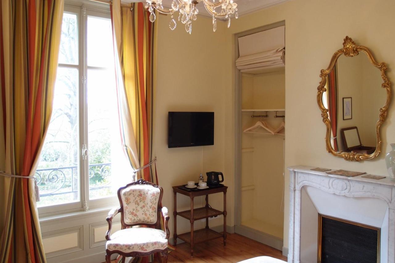 Chateau De Launay Méry-Corbon 部屋 写真