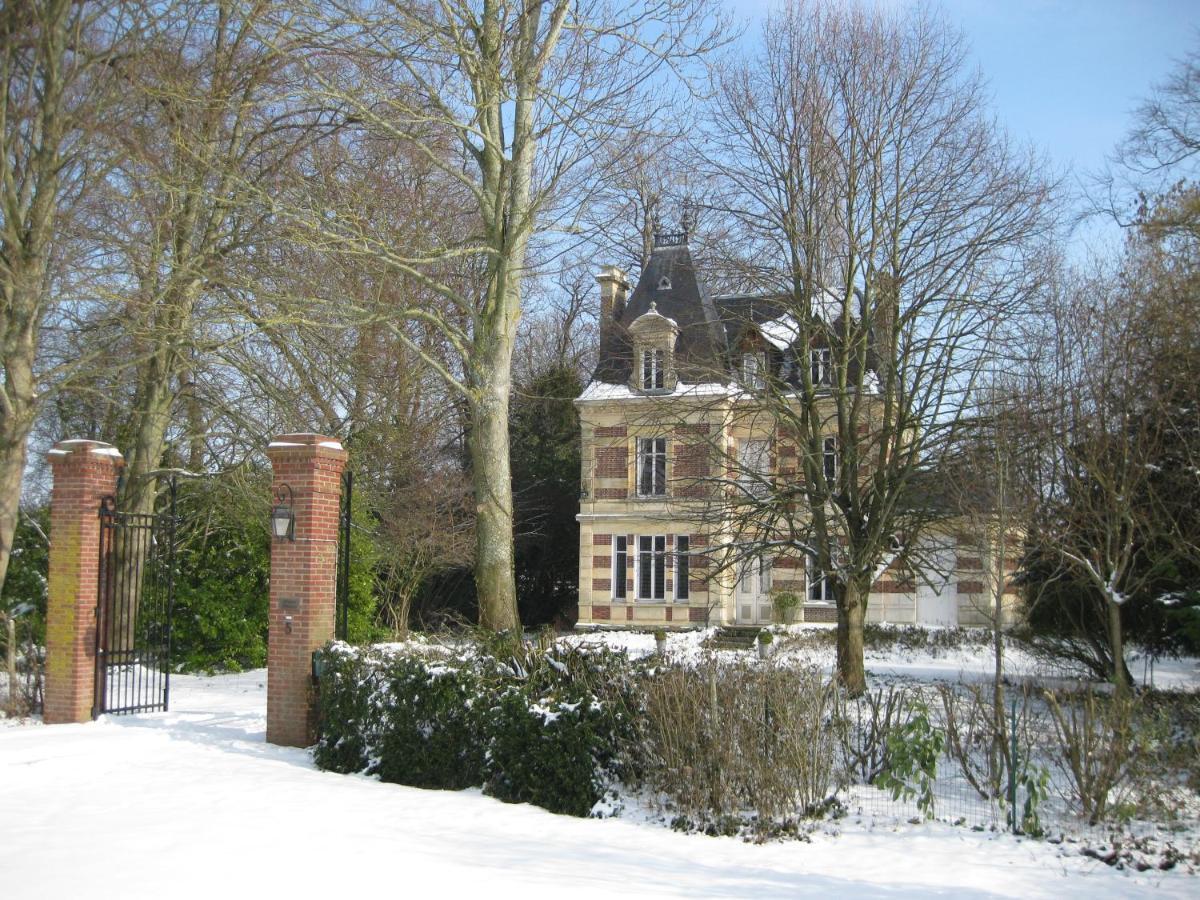 Chateau De Launay Méry-Corbon エクステリア 写真